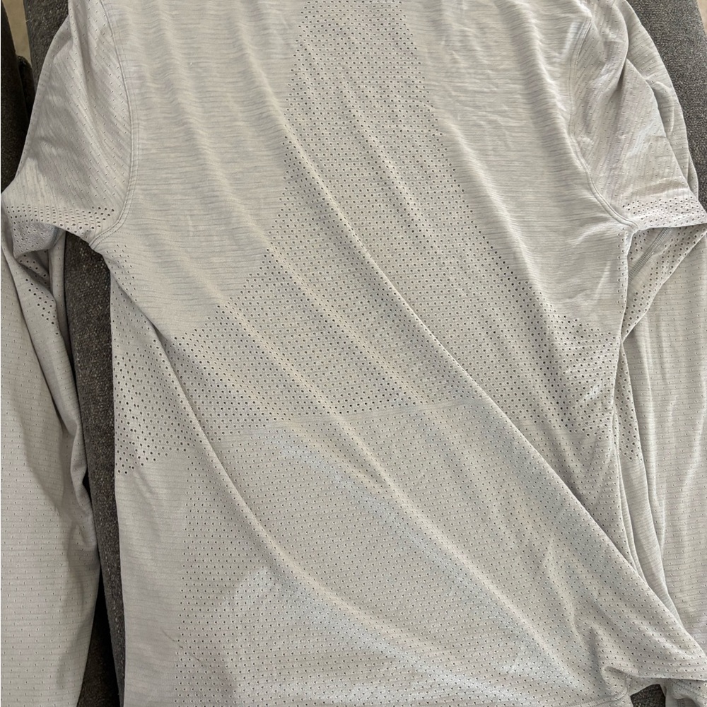 lululemon athletica Gray Long Sleeve Tee